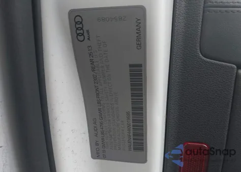 2019 Audi A4 45 Premium из США, поврежденный, VIN WAUENAF44KN019595